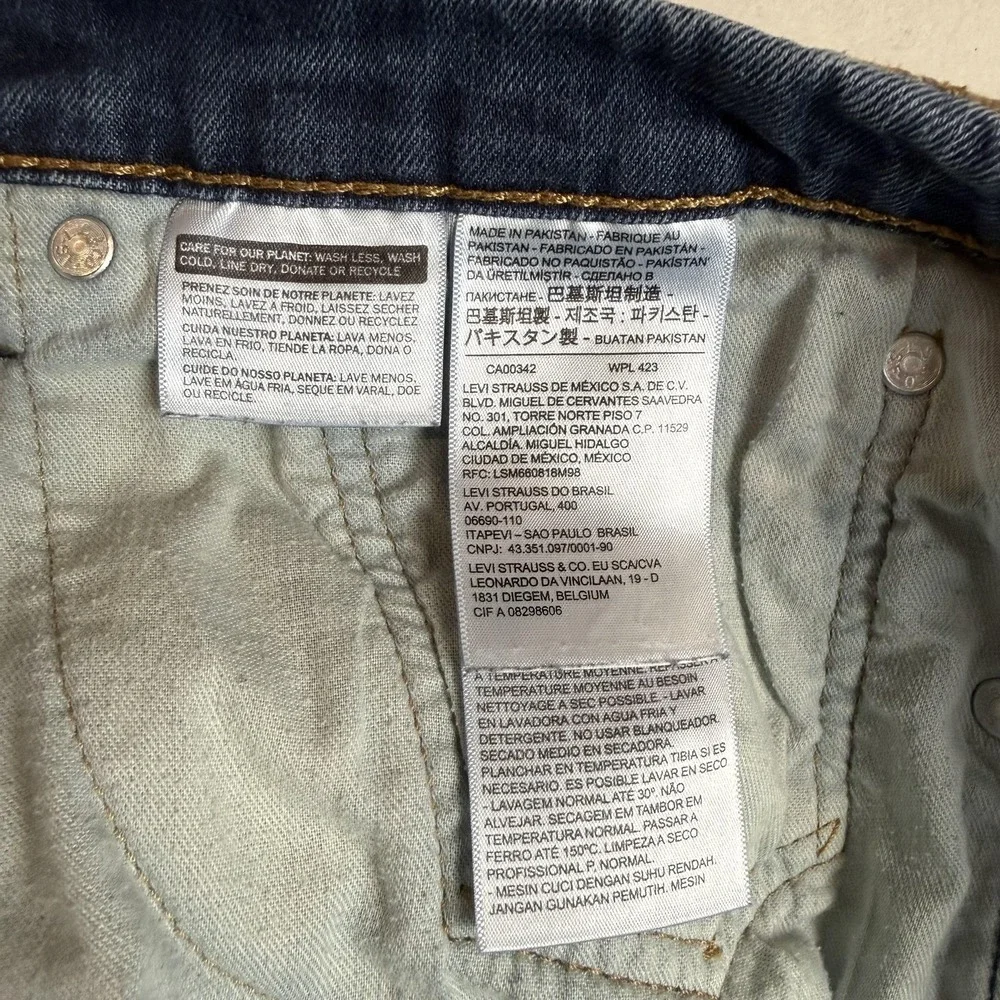 Levi's 502 Jeans Mens 42x32 Blue Medium Wash Regular Tapered Leg Stretch Denim